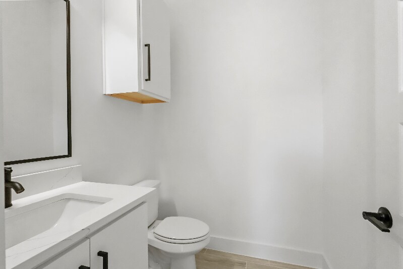 Building Photo - 1404 Hamburg St