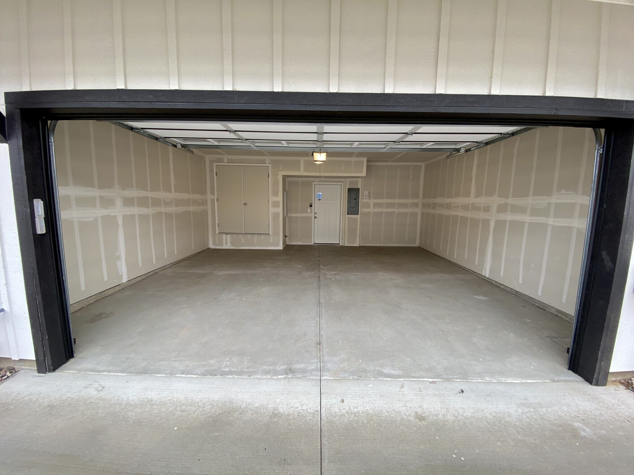 Building Photo - 2402 49th Ave Ct