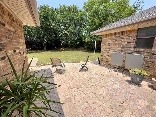 Building Photo - 2128 Aspenwood Dr N