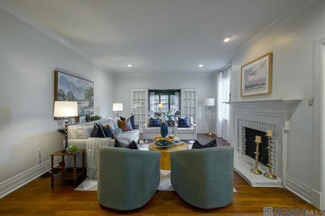 Building Photo - 2221 Olive St