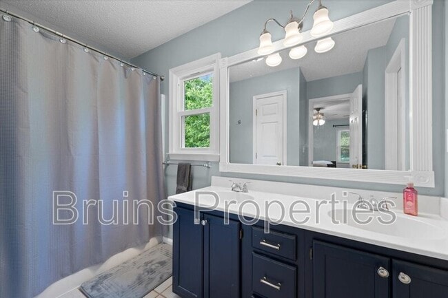 Building Photo - 4457 Eagles Nest Dr