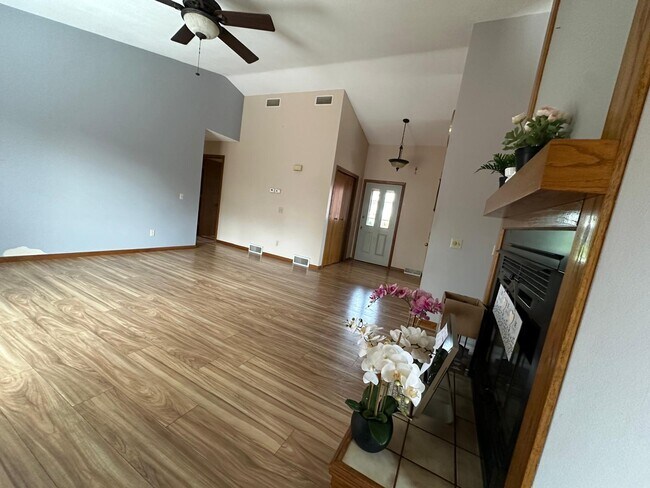 Living Room - 543 Mahogany Way