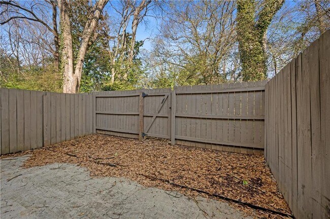 Building Photo - 1771 Defoor Ave NW