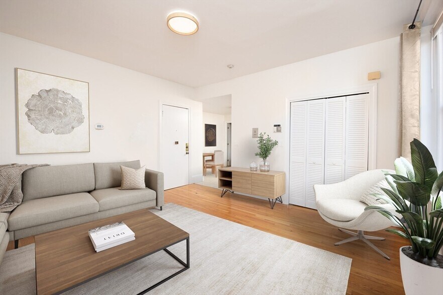 Building Photo - 362 Commonwealth Ave