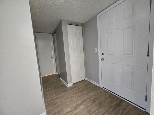 Building Photo - 6312 Newtown Cir