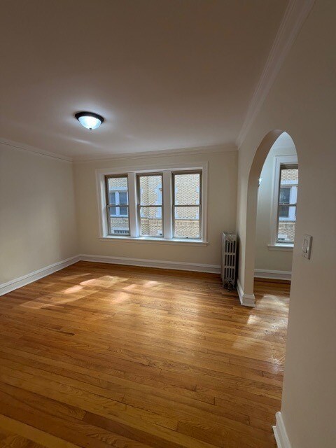 Building Photo - 1731 W 91st St