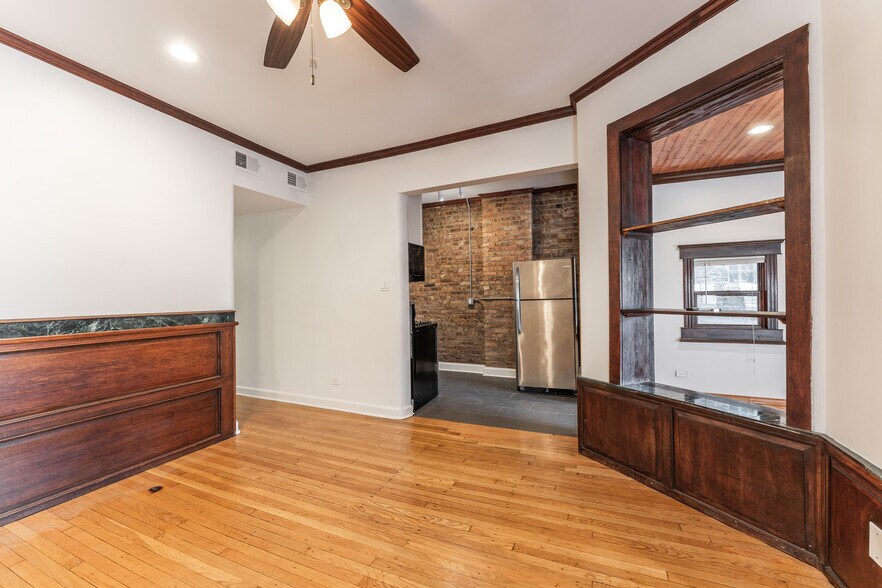 Building Photo - 2152 N Cleveland Ave