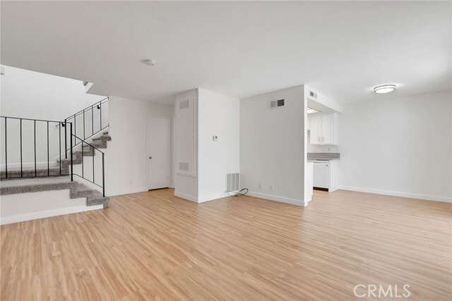 Building Photo - 1460 Forest Glen Dr