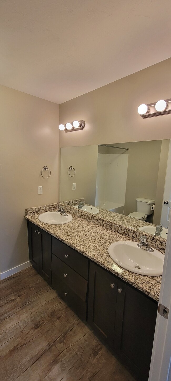 Building Photo - 2898 Murwood