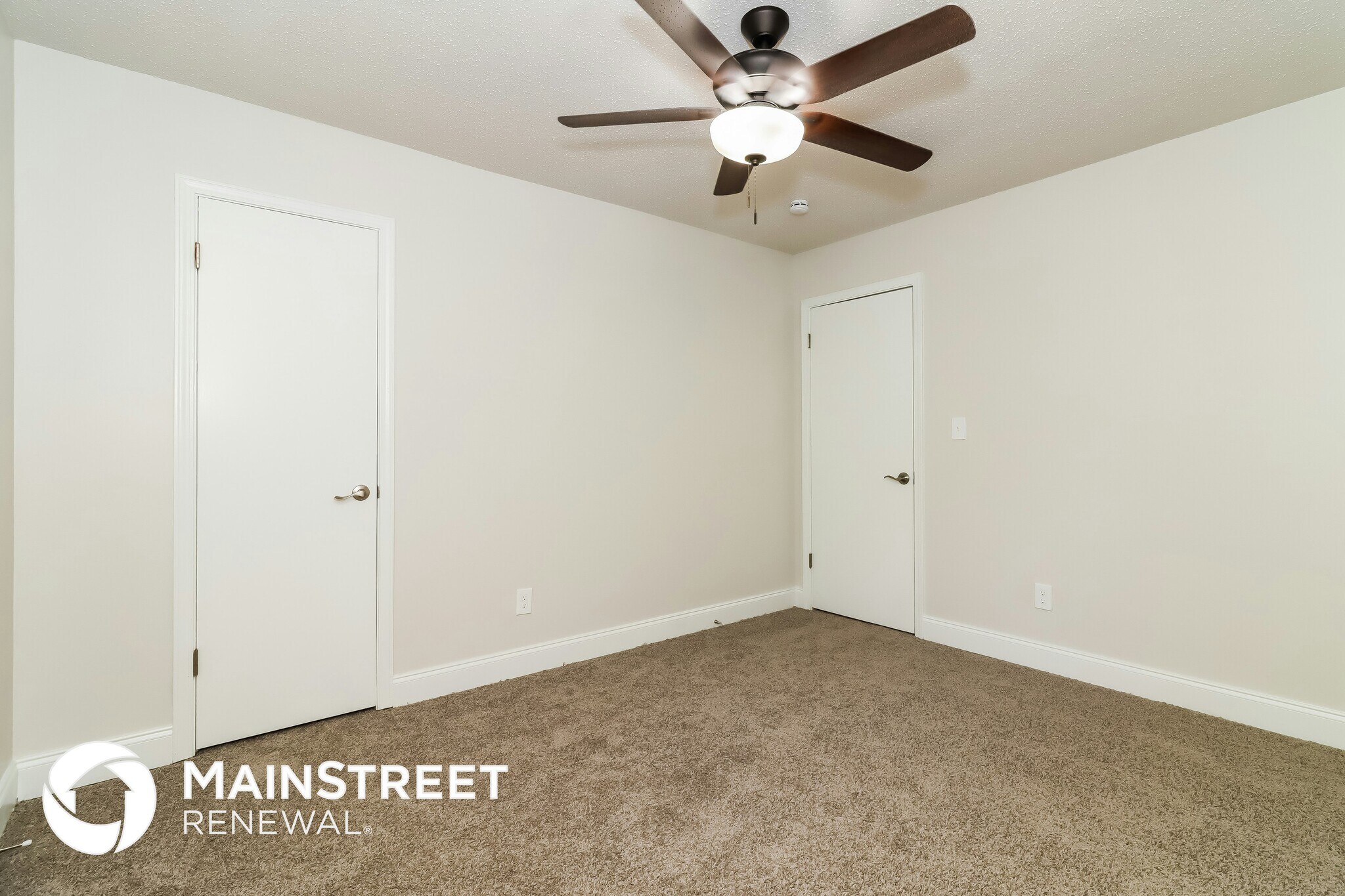 Building Photo - 41 Valley Dr