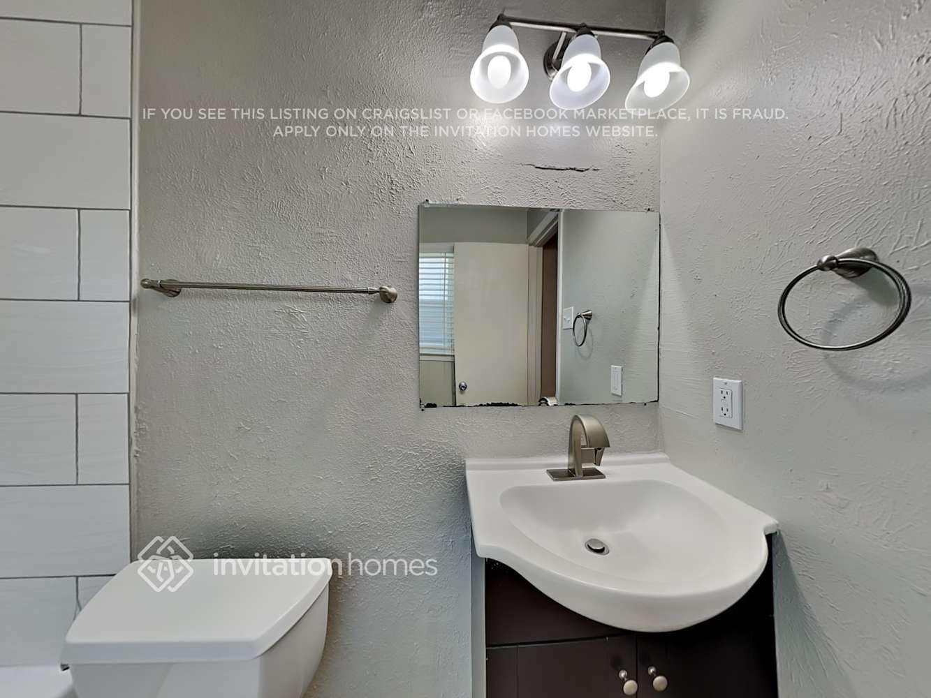 Building Photo - 807 Grassy Glen Dr