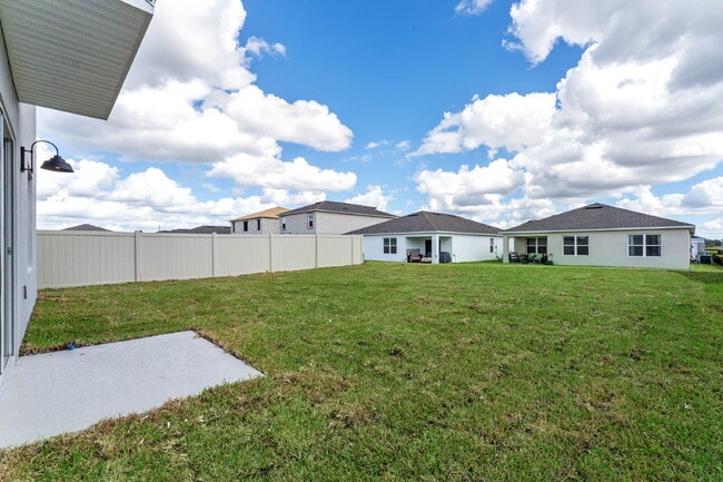 Building Photo - Stylish 4-Bedroomf in Summerly, Saint Cloud - Minutes from Lake Nona. Available after August 10!