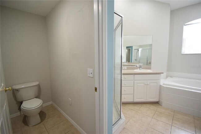 Building Photo - 534 Grasslands Village Cir