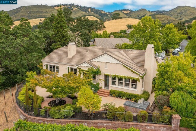 Building Photo - 111 Diablo Ranch Ct