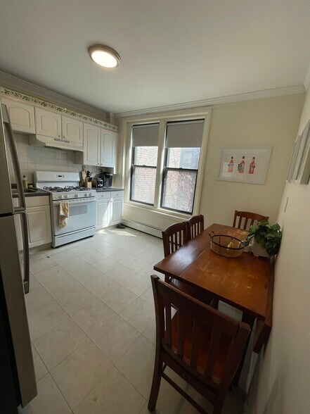 Building Photo - 260 Shawmut Ave