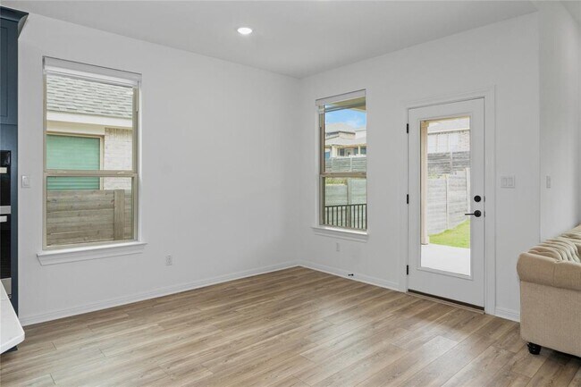 Building Photo - 3437 Jaulan St