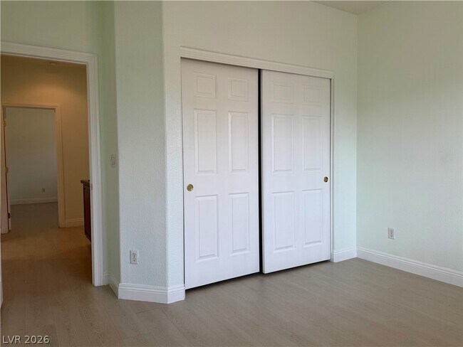 Building Photo - 7873 Sleeping Lily Dr