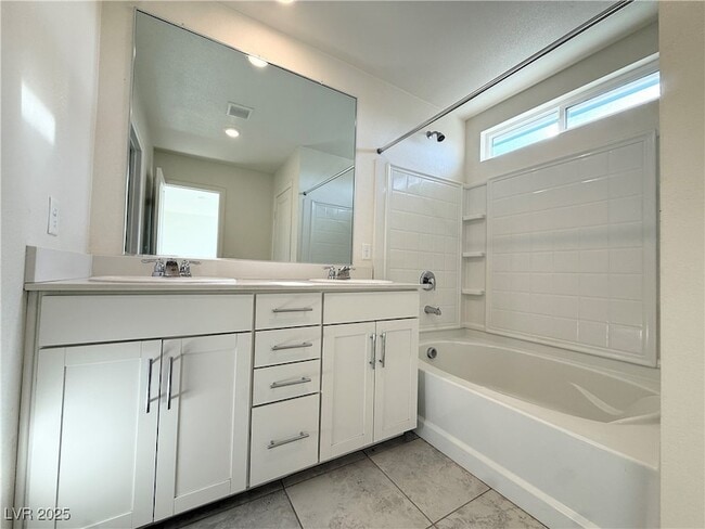 Building Photo - 1317 Hopespring Loop Ave