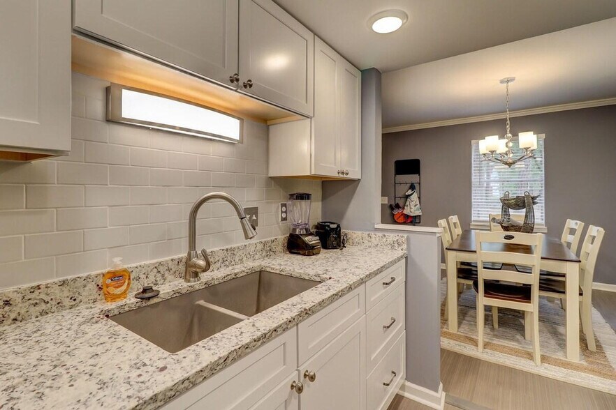 Building Photo - 400 William Hilton Pkwy