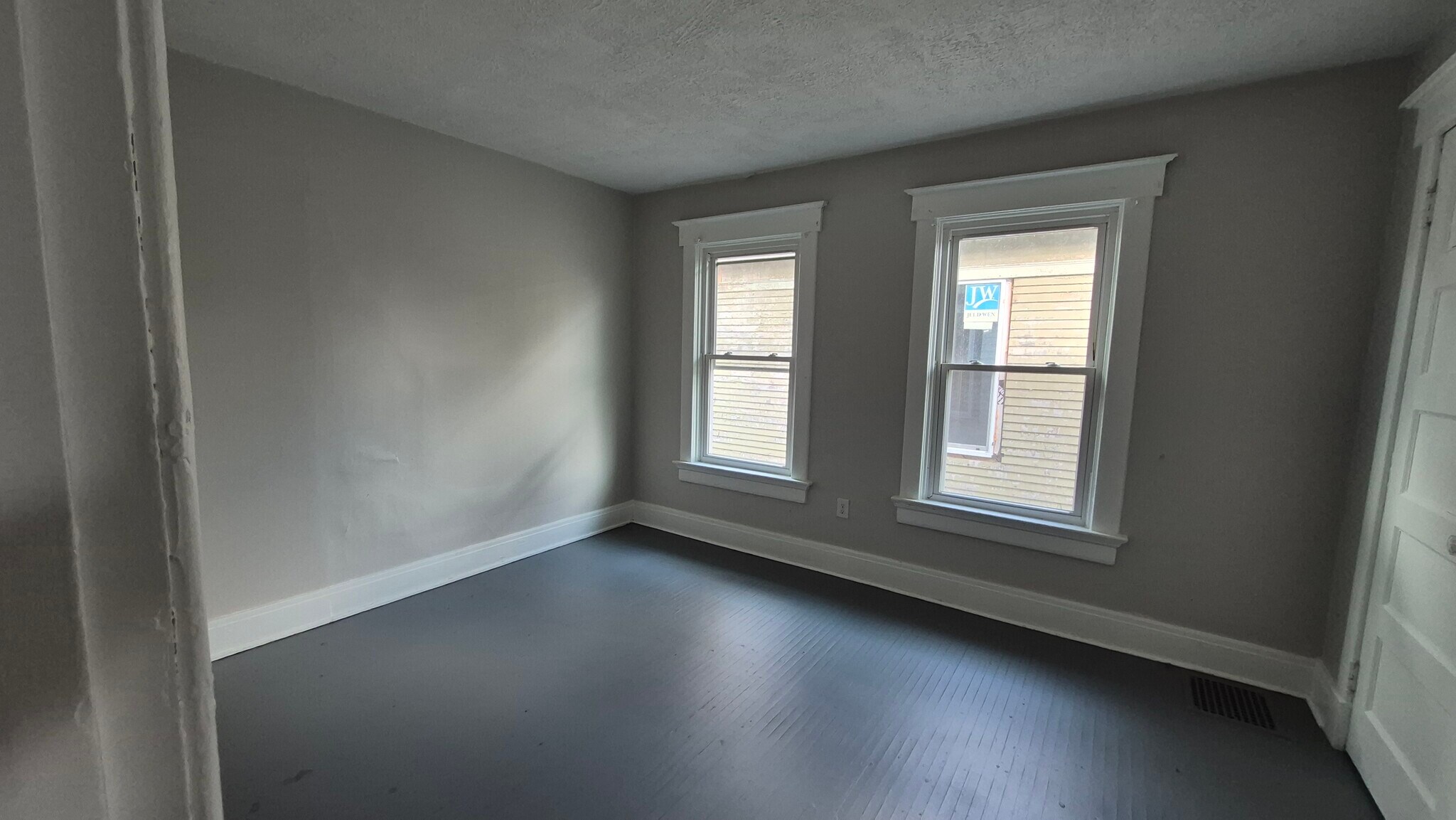 Building Photo - 34 Cambridge Ave