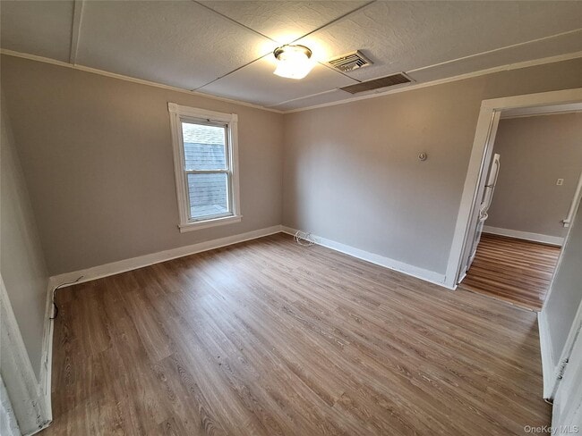 Building Photo - 69 Greenkill Ave
