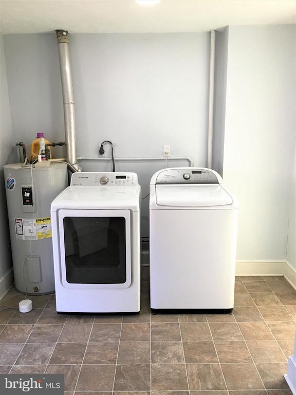 Building Photo - 25 W Boscawen St