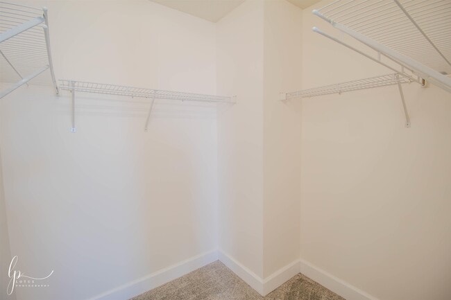 Building Photo - 4271 Park Way Ln