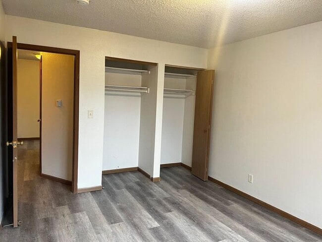 Building Photo - $1,250 | 3 Bedroom, 1 Bathroom Apartment | No Pets | Available for August 1st 2026 Move In!