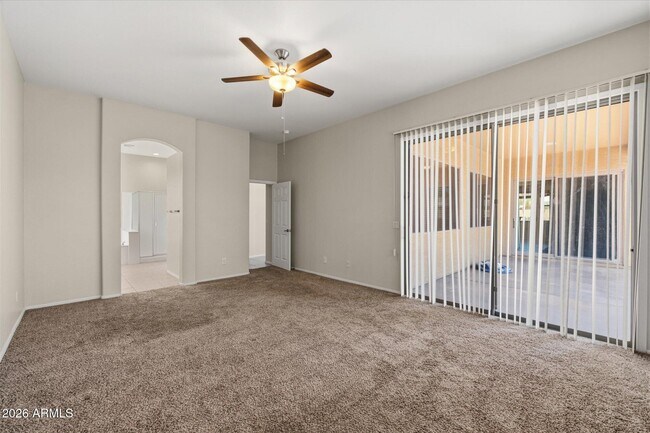 Building Photo - 2619 E Hazeltine Way