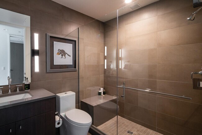 Building Photo - 4 Boathouse Way