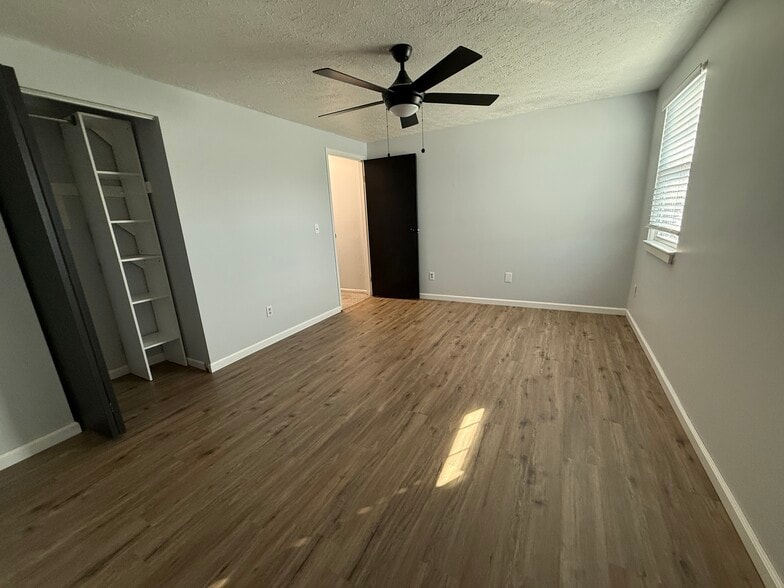 Building Photo - 1823 Worthington Run Dr