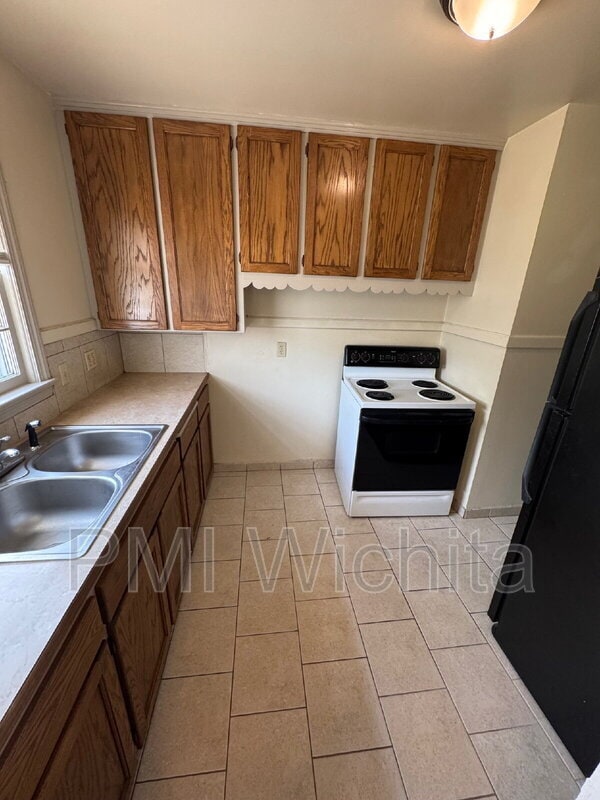 Building Photo - 6149 E Boston St