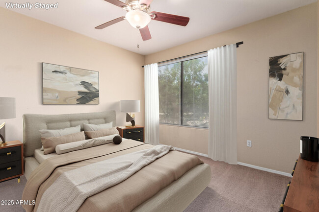 Building Photo - 4925 E Desert Cove Ave