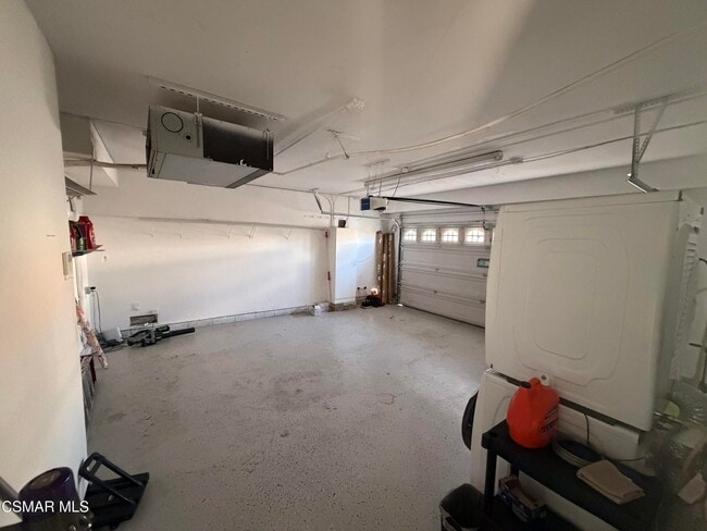 Building Photo - 9251 Notre Dame Ave