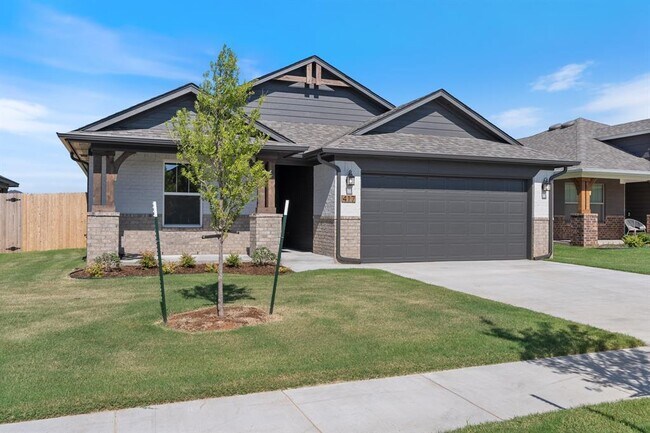 Building Photo - 417 Haven St