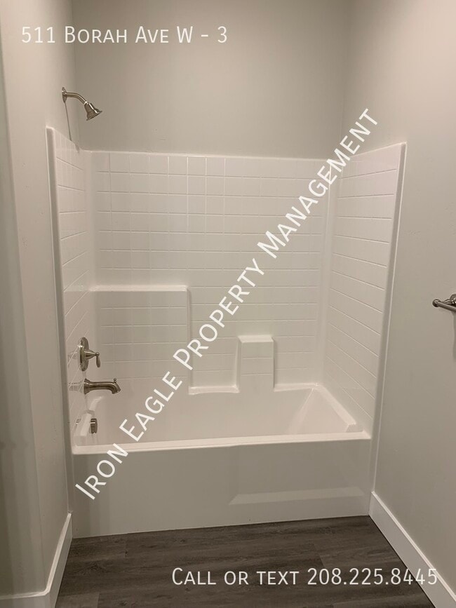 Building Photo - 511 Borah Ave W