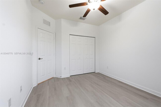 Building Photo - 8820 NW 103rd Ave