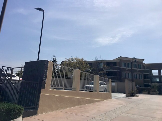 Building Photo - 2750 Artesia Blvd