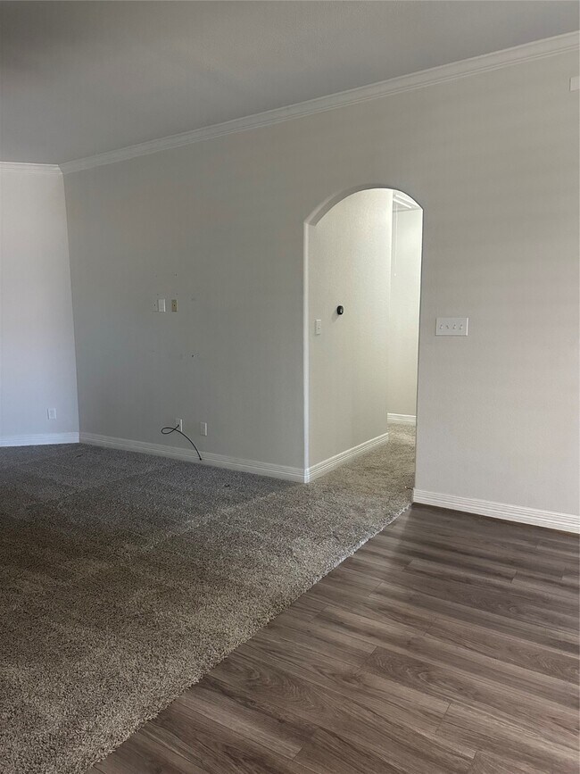 Building Photo - 5299 Cascade Ct