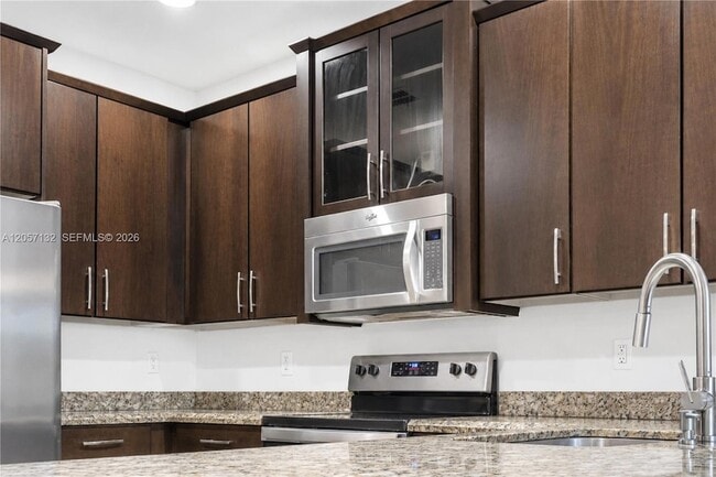 Building Photo - 13005 Riverwalk Cir N