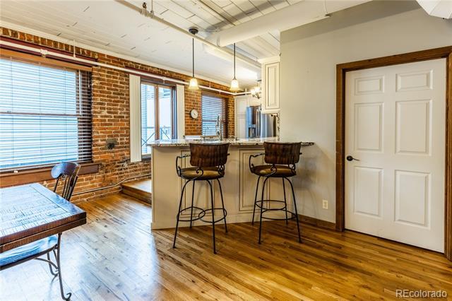 Building Photo - 1940 Blake St