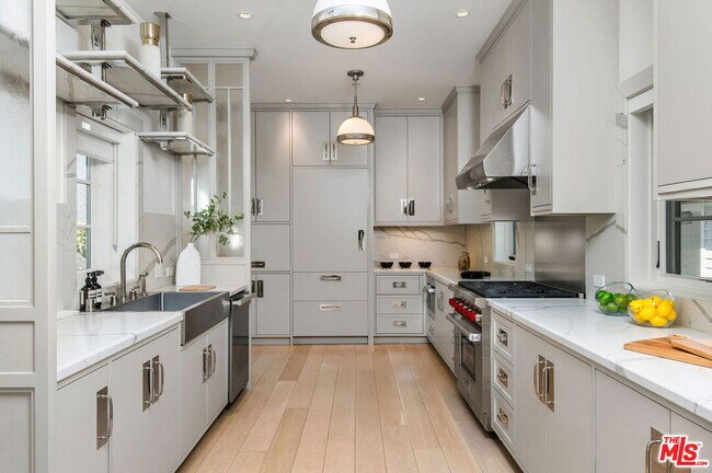 Building Photo - 15225 Palisades Village Ln