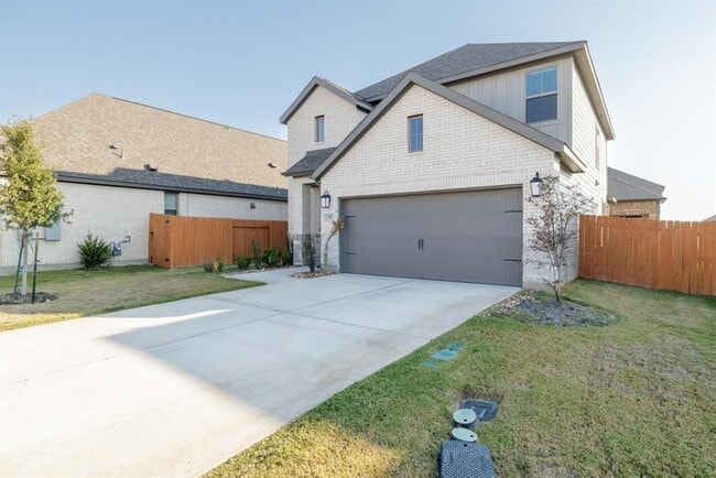 Building Photo - 317 Langhorne Bnd