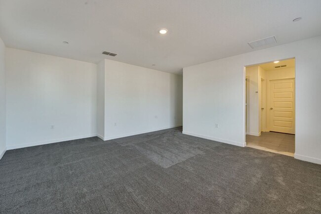 Building Photo - Brand-New 4BR Home with Solar in Rancho Co...