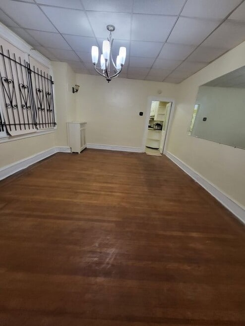 Building Photo - 261 S 63rd St