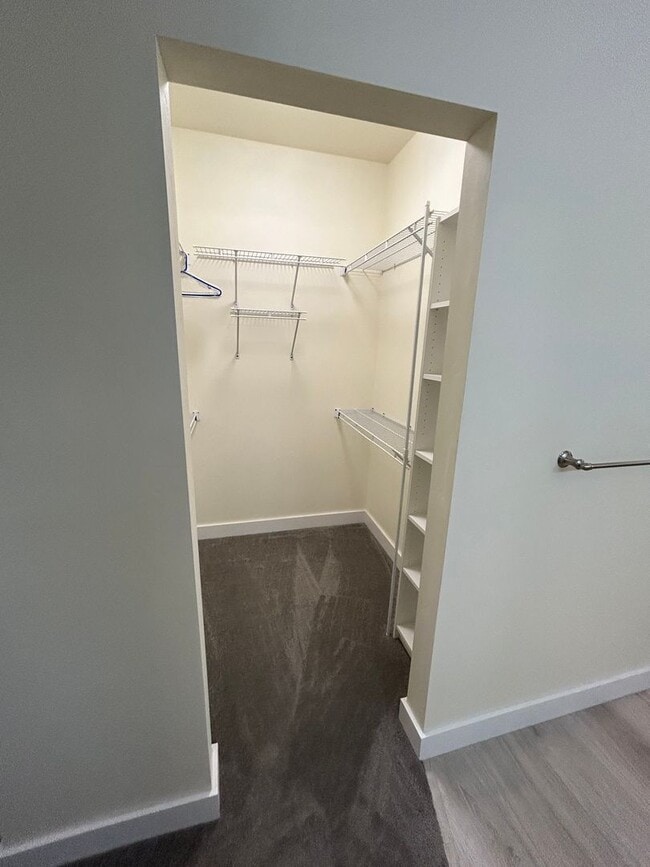 Building Photo - 2 Bedroom | 2 Bathroom Upstairs Duplex