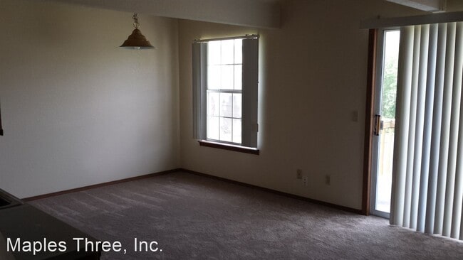 Primary Photo - 2 br, 2 bath House - 2 Memory Lane #6