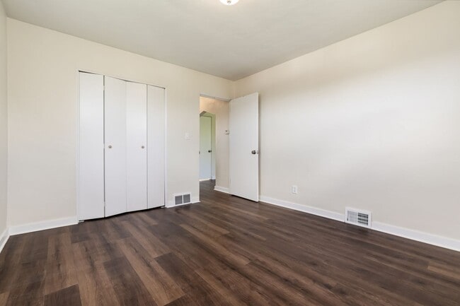 Building Photo - Unbeatable 4 bedroom in Penn Hills available now!