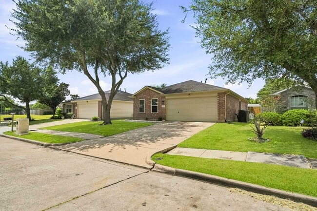 Building Photo - 13510 Gospel Way