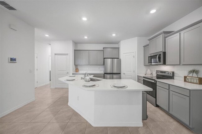 Building Photo - 2555 Bending Bonsai Dr